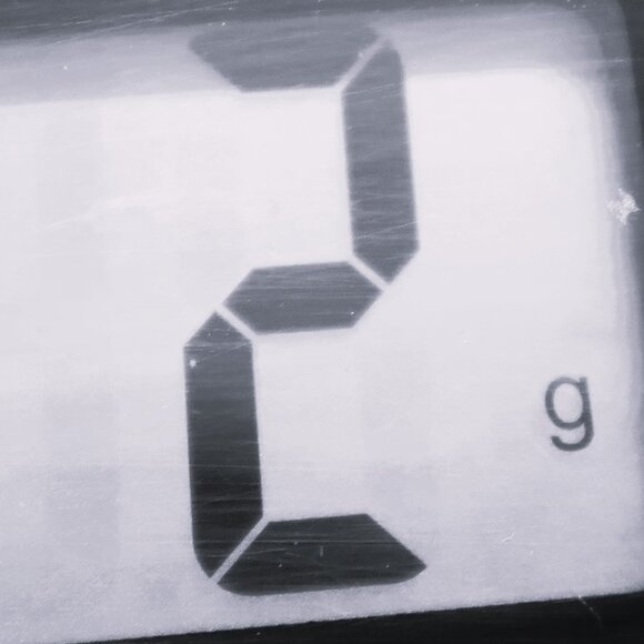 Men's Gold Tone Ring Red Center Stone White Stones Size 9.5 - Picture 9 of 9